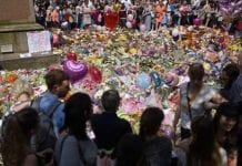 Manchester: la communauté juive un an après l’attentat antisémite