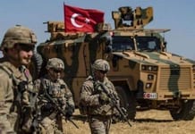 Armés jusqu’aux dents : le renforcement des troupes turques en Syrie