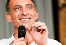 « Stagiaire »? Glucksmann renvoie dans les cordes S. Royal