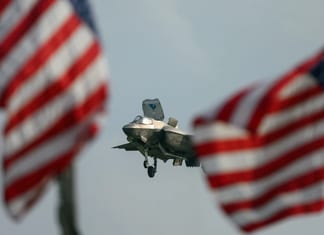Les USA et l’Iran poursuivent leurs attaques mutuelles