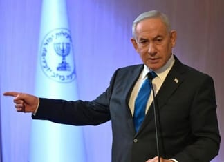 Netanyahu porte plainte contre le malfaisant Haaretz