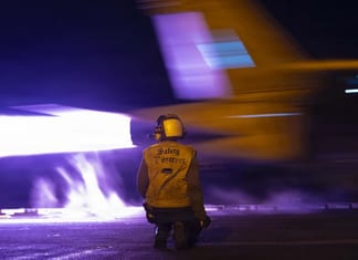 Iran: les forces US ont frappé des cibles du CGRI