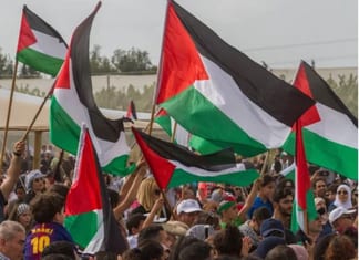 Pourquoi tant de drapeaux arabes se ressemblent-ils ?