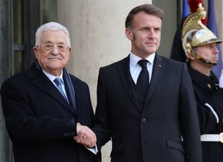 Abbas reporte les élections et renvoie Macron à ses illusions