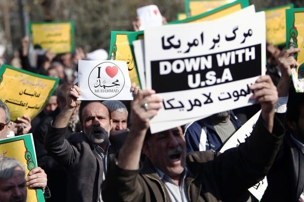 648x415_iraniens-manifestent-teheran-contre-publication-caricature-prophete-mahomet-charlie-hebdo-23-janvier-2015