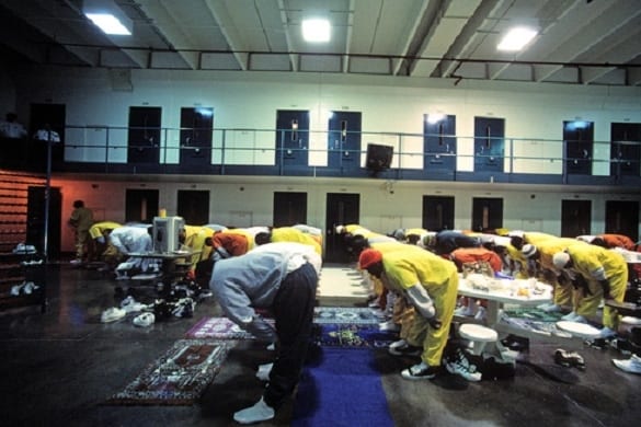 AUST-PRISON_585_390