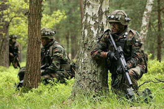 bundeswehr-20140621_527_352