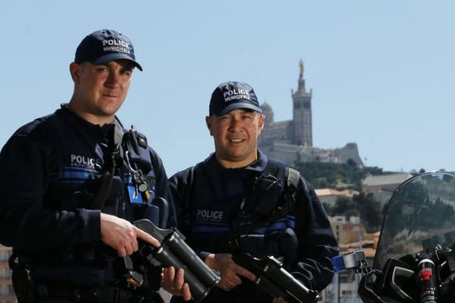 policiers-à-marseille_664_443