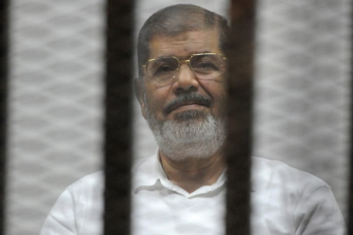 Egypte-l-ex-president-Morsi-ecope-de-20-ans-de-prison_950_633
