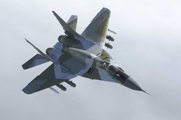 AIR_MiG-29SMT11_602_401