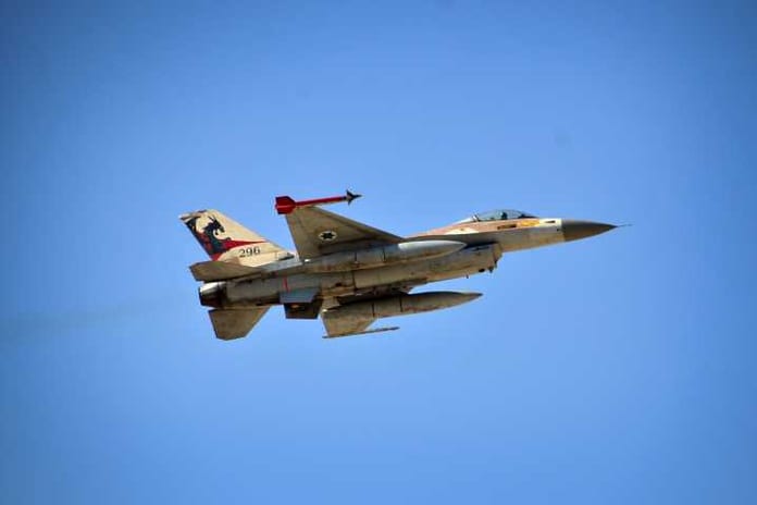 F131125IDF002_719_479