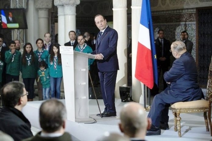 Francois-Hollande-rend-hommage-aux-soldats-musulmans-venus-du-monde-entier-pour-nous-sauver_article_popin