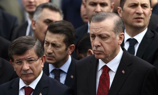 erdogan-davutoglu-turquie-akp