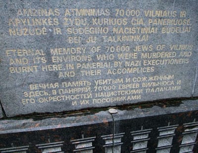 un-monument-en-memoire-au-70-000-juifs-de-vilnius-et-de-ses-_2507338