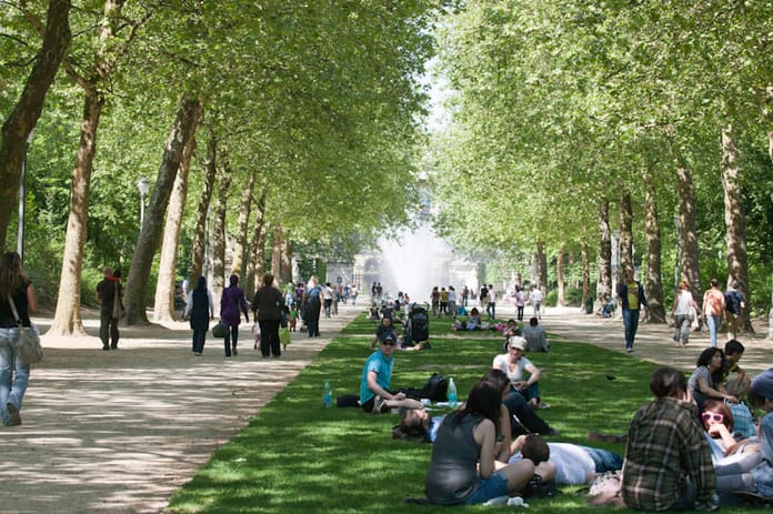 Public Holiday In Brussels - Parc de Bruxelles