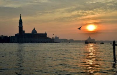 648x415_vue_de_venise_au_coucher_du_soleil_le_16_decembre_2015