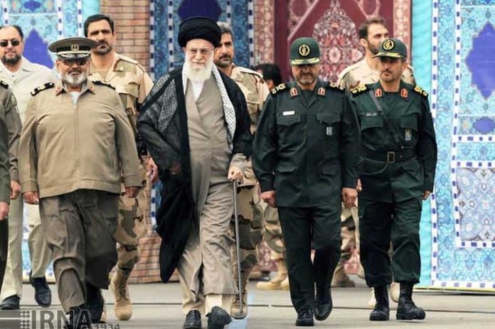 Khameini-et-ses-sbires_787_525