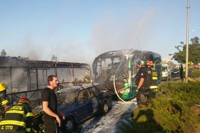 attentat-bus_1018_679