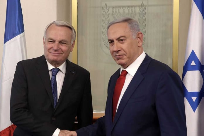 le-chef-de-la-diplomatie-francaise-jean-marc-ayrault-recu-le-15-mai-2016-par-le-premier-ministre-israelien-benjamin-netanyahu-a-jerusalem_5597915_1263_842