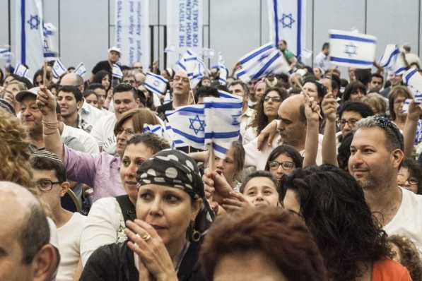 7595915-juifs-de-france-pourquoi-ils-partent-en-israel_597_398