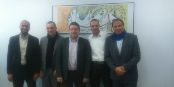 nagib_entoure_hommes_0-660x330