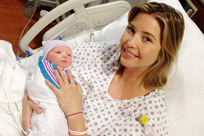 Ivanka-Trump-elle-nous-presente-son-fils-_portrait_w674_660_440