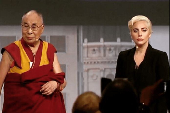 Le-Dalai-Lama-et-Lady-Gaga_exact1024x768_l_1001_668