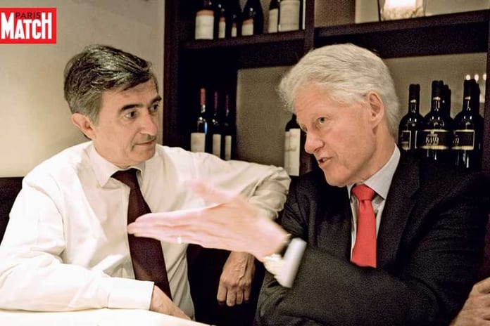 bill-clinton-et-philippe-douste-blazy-citoyens-du-monde_816_544
