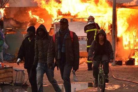 calais-incendie-2