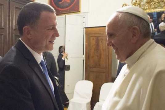 edlestein-pope-635x357_536_357