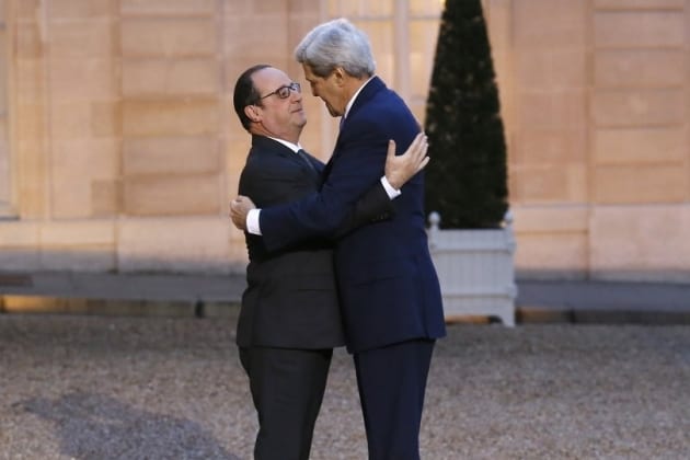 KERRY HOLLANDE