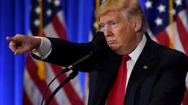 le-president-elu-donald-trump-lors-d-une-conference-de-presse-le-11-janvier-2017-a-new-york_5778197