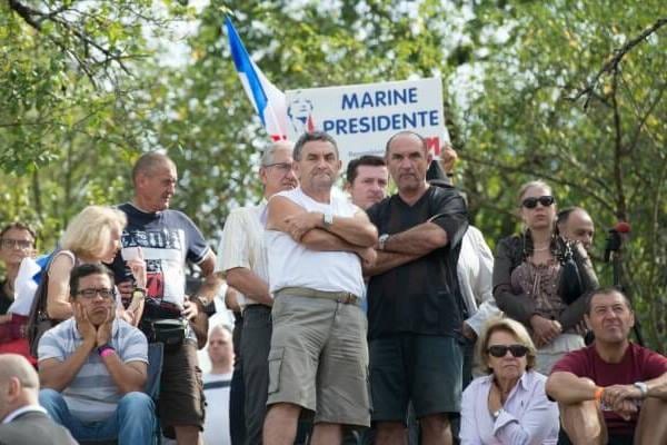 electeurs-militants-marine-le-pen-660x400