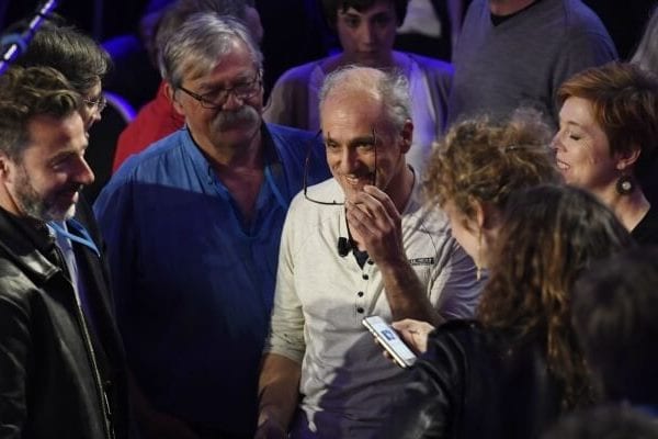 poutou-debat-presidentielle-le-pen-fillon-660x400