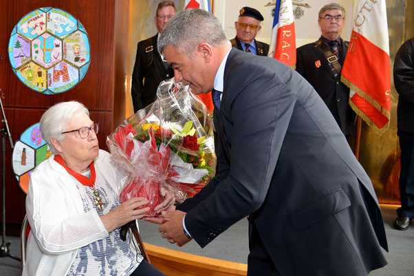 csm_Legion-honneur-Mme-Cabale0_42c621d234_602_402