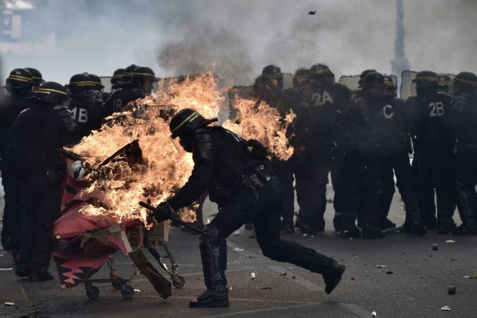 policiers1er mai