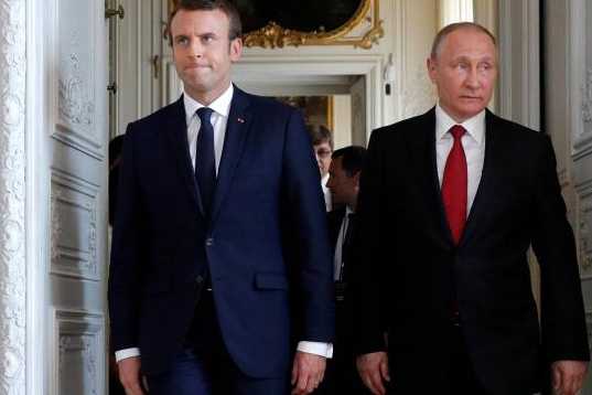poutine-et-macron-se-parlent-rudement-commentaire_537_358