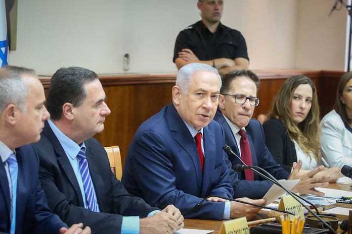 bibi_867_578