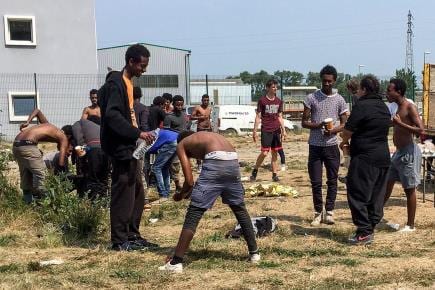 migrants calais