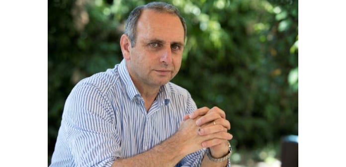 16160016-attentats-un-israelien-exporte-sa-methode-de-premiers-soins-anti-stress