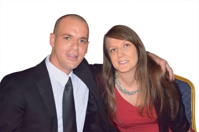 img.humanite.frune-elsa-salah-hamouri_me-9a985bf16baff3b838ba0139fc8c125ed05dd396-696x464