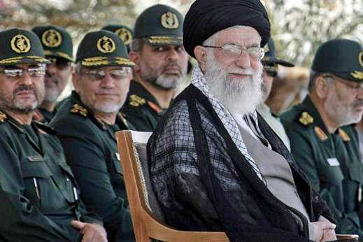 iranian-irgc-generals-with-ayatollah-khamenei_519_346