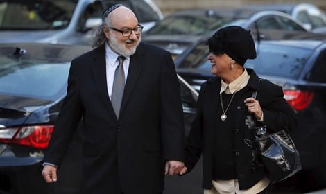 pollard-et-esther-Reuters