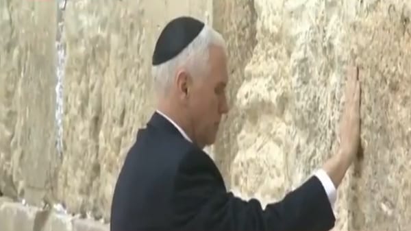 MIKE-PENCE-KOTEL