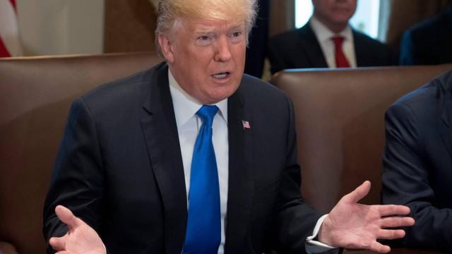 trump-deplore-un-shutdown-qui-plombe-son-premier-anniversaire-au-pouvoir