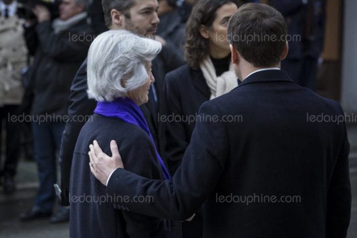le-president-emmanuel-macron-avec-dominique-erignac-veuve-du-prefet-assassine-photo-afp-1518356181