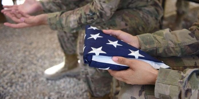 selon-un-porte-parole-des-marines-il-est-impossible-de-dire-a-ce-stade-s-il-s-agit-ou-non-d-une-attaque-terroriste