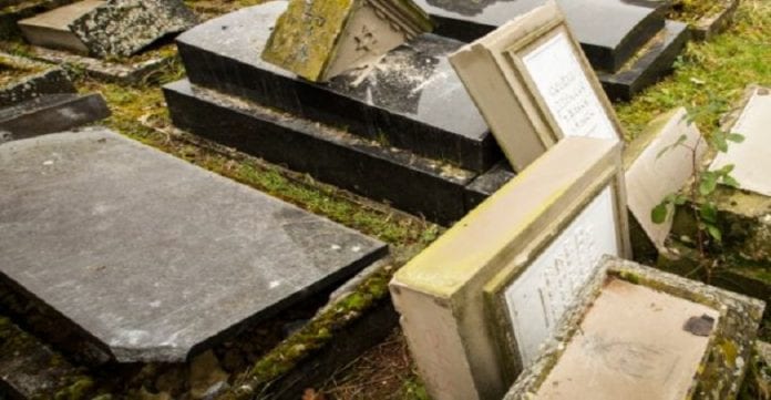 Cimetière-profané-de-Sarre-Union