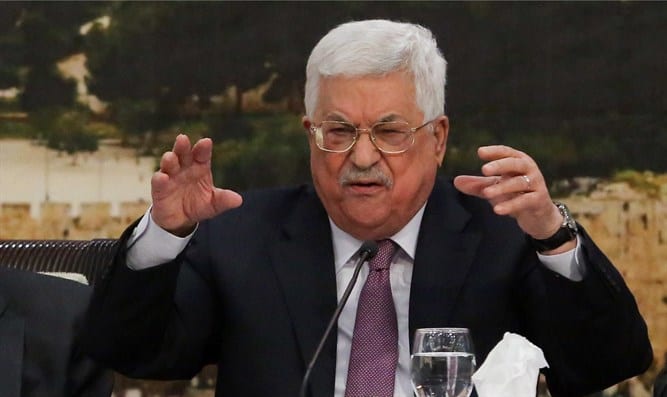 Mahmoud-Abbas-menaçant-90