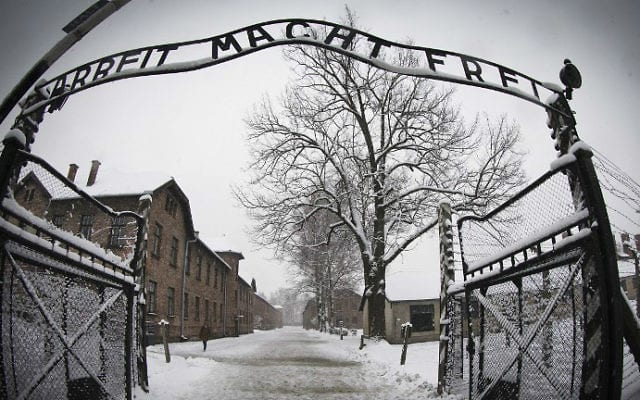 auschwitz-640x400